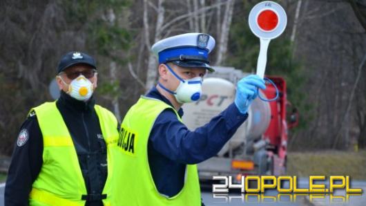 Powiedzia³ policjantom ¿e jest chory na koronawirusa....okaza³ siê pijany