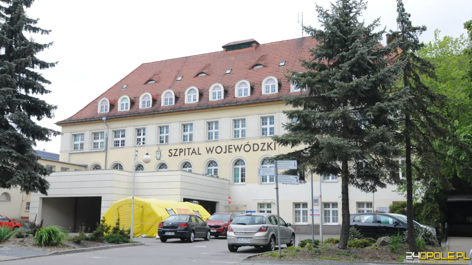 Koronawirus: Zmarł 72-letni pacjent szpitala w Kędzierzynie Koźlu. Jest też 13 ozdrowieńców