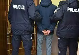 Wracał z Halloween, mimo przebrania został rozpoznany przez policjantów