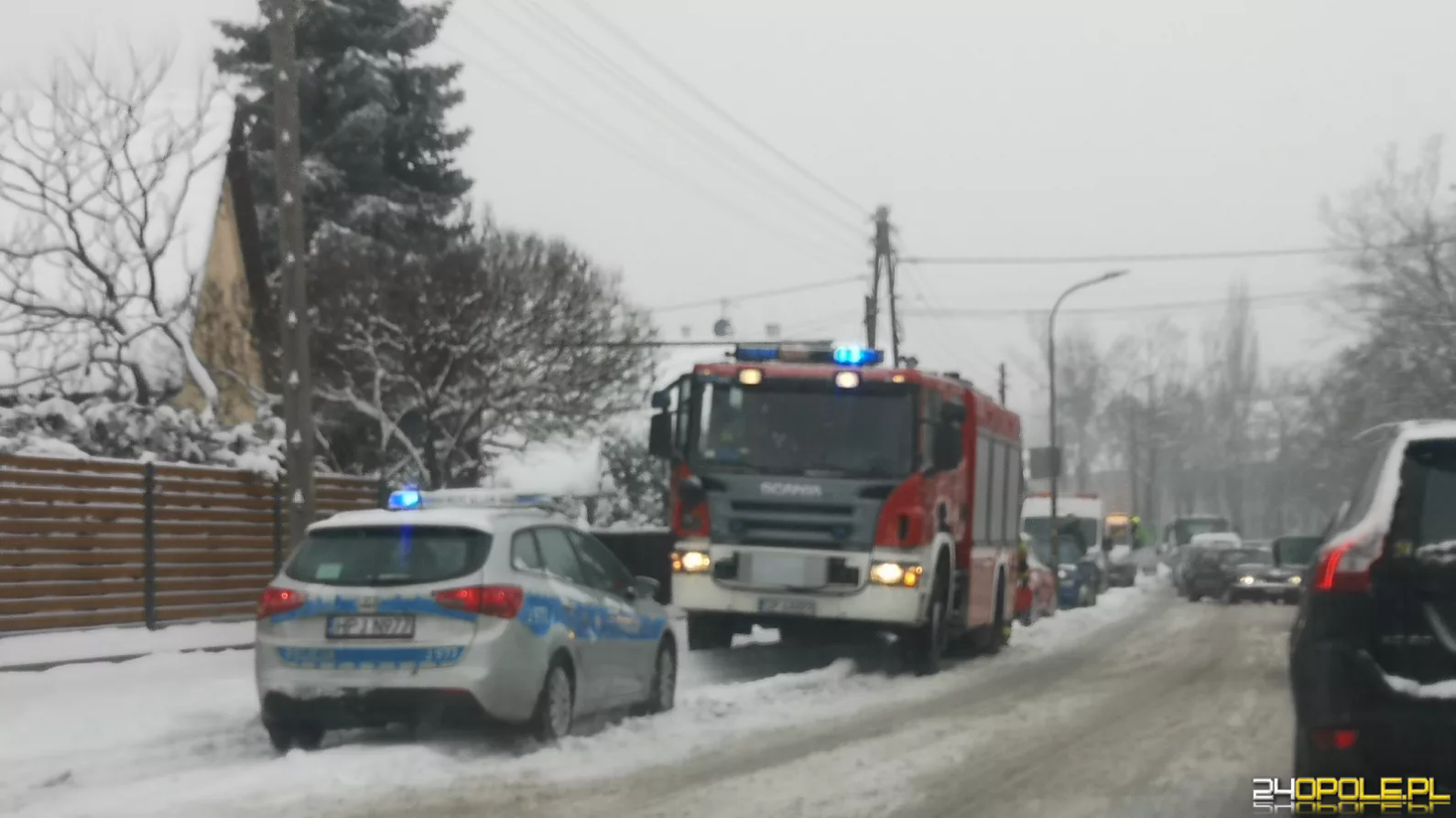 Sporo kolizji i wypadków na opolskich drogach. Warunki są bardzo złe