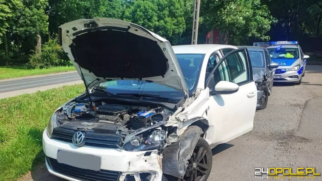 Zjechał na przeciwny pas i uderzył w skodę. 51-latek ukarany