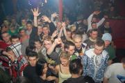 Molesta w Cina Club