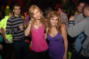 Singiel Party w Cina Club