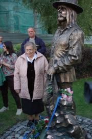 Odsłonięcie pominka Niemena