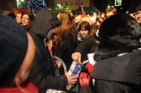 Wielka Orkiestra Świątecznej Pomocy - Brathanki, Łzy, Światełko, Licytacje - Opole 2014 - 5627_foto_24opole_098.jpg