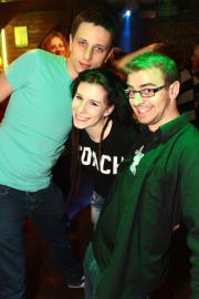 Drake - KAMIZKAZE PARTY