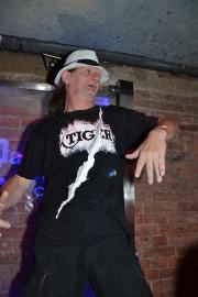 Aqarium - VHS Melanż czyli Audio Video Show