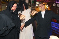 Drake Club - HALLOWEEN PARTY ★ ADDAMS FAMILY - 6200_img_3981.jpg