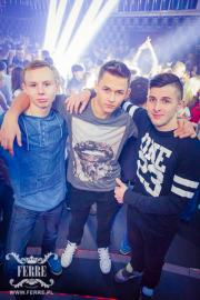 FERRE - Pierwszy Dzień Świąt