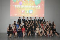 Studniówki 2015 - Liceum Ogólnokształcące nr V w Opolu - 6361_foto_24opole_1103.jpg