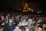 XVI Finał Wielkiej Orkiestry Świątecznej Pomocy na opolskim rynku  - wosp_opole_2008_0039_lzy.jpg