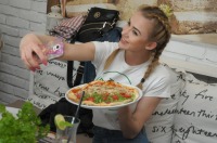 Miss Opolszczyzny 2016 przygotowywały pizzę - 7302_foto_24opole0151.jpg