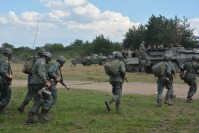 Winów - Zlot Pojazdów Militarnych Tarcza 2016 - 7399_dsc_2057.jpg