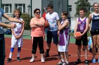 Turniej Rodzinny w Koszykówkę i Piłkę Nożną na Orlikach w Opolud - 8128_foto_24opole_066.jpg