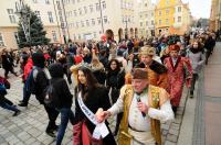 Polonez Maturzystów na Opolskim Rynku - Opole 2020 - 8466_foto_24opole_571.jpg