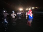 Morsy z Opola powitały Nowy Rok w lodowatej wodzie!  - 8751_resize_img_20211231_235752.jpg