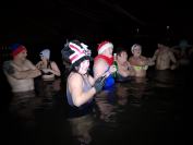 Morsy z Opola powitały Nowy Rok w lodowatej wodzie!  - 8751_resize_img_20211231_235835.jpg