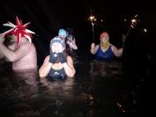 Morsy z Opola powitały Nowy Rok w lodowatej wodzie!  - 8751_resize_img_20211231_235909.jpg