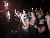 Morsy z Opola powitały Nowy Rok w lodowatej wodzie!  - 8751_resize_img_20220101_000019.jpg