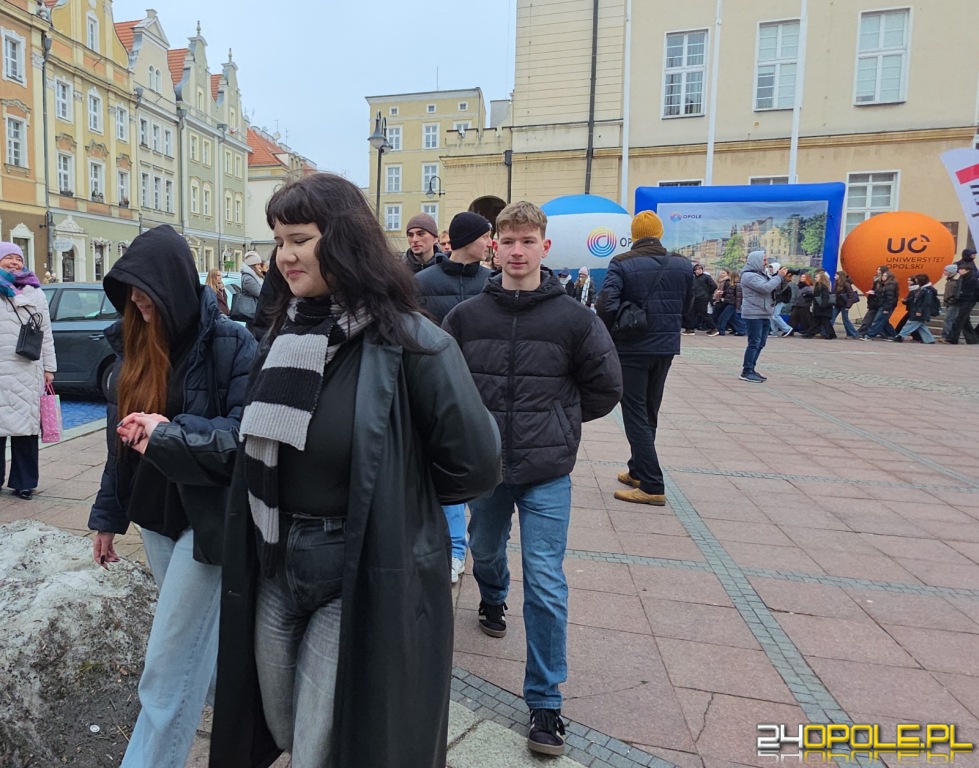 24. POLONEZ MATURZYSTÓW