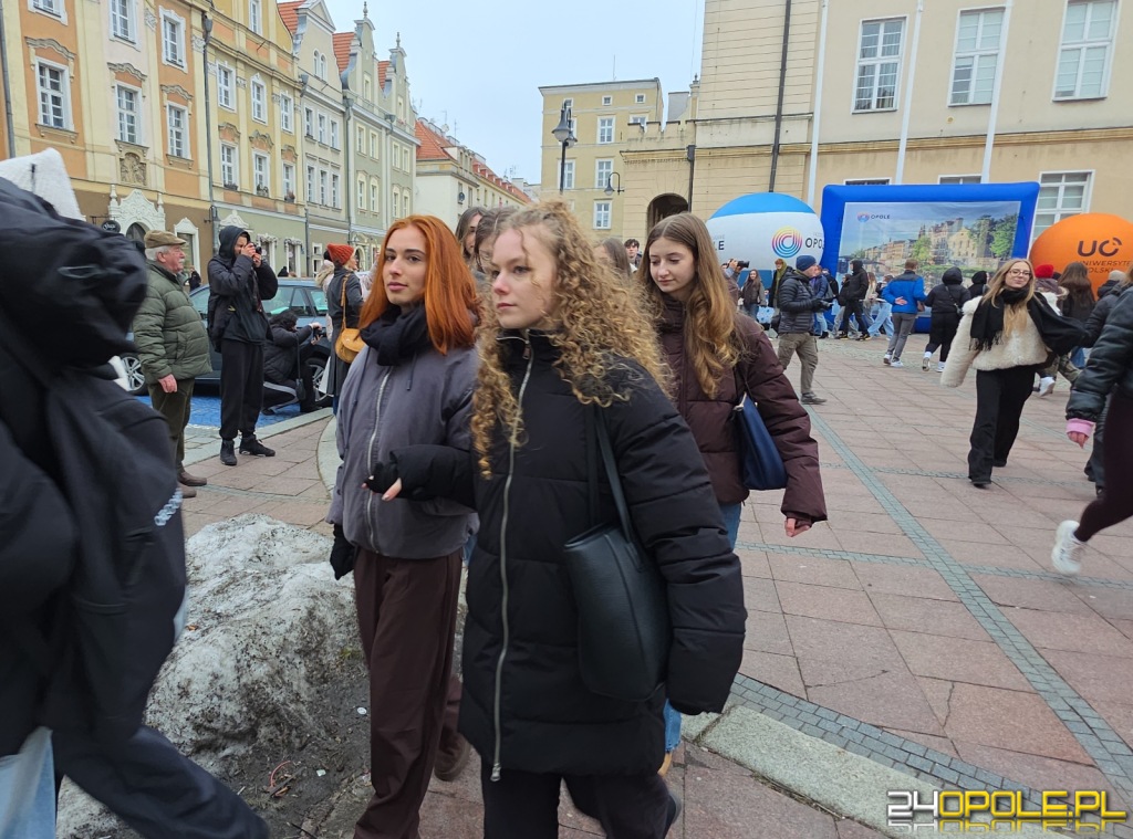 24. POLONEZ MATURZYSTÓW