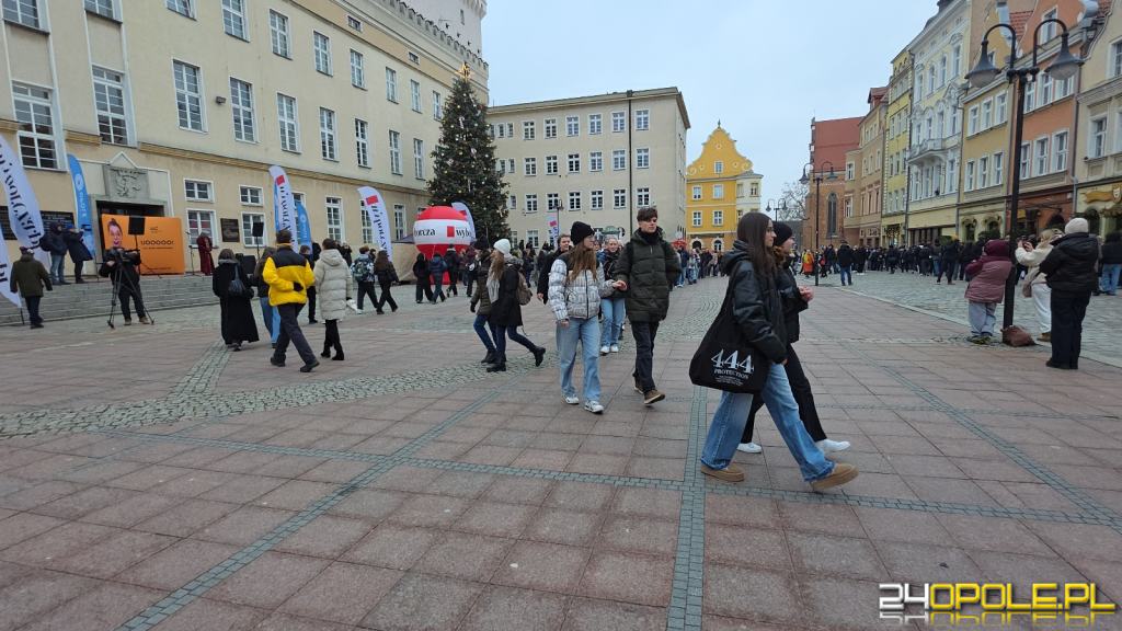 24. POLONEZ MATURZYSTÓW