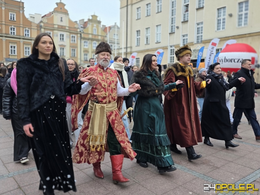 24. POLONEZ MATURZYSTÓW