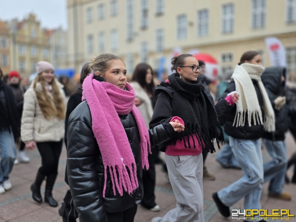 24. POLONEZ MATURZYSTÓW