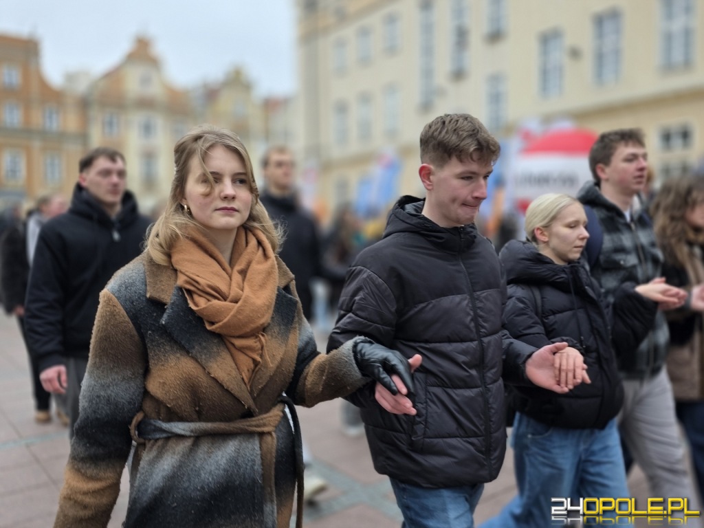 24. POLONEZ MATURZYSTÓW