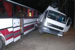 Zderzenie autobusu z ciężarówką