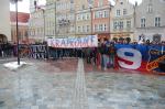 Kibice Odry Opole manifestowali pod Ratuszem