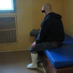 Poszukiwany mężczyzna napadł na policjantów