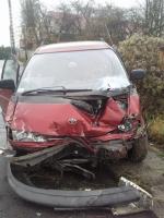 Kierowca uciekł z miejsca kolizji