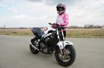 Ewa Pieniakowska - różowa królowa motocyklowych ewolucji