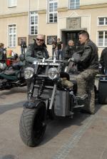 Świąteczne spotkanie motocyklistów na rynku