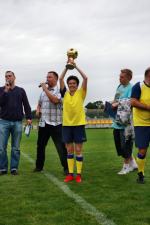 Politycy rozgromili dziennikarzy na boisku