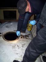 Nielegalna rozlewnia oleju napędowego znów pod lupą celników