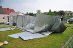 Nawałnica nad Opolem - wiatr przewracał drzewa i garaże