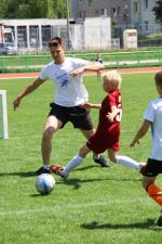 Dzień Ojca spędzili grając w piłkę