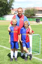 Dzień Ojca spędzili grając w piłkę