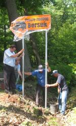 Znak z borsukiem stanął w Murowie. Będą też specjalne monety