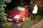 Kierowca renault dachował w nocy na Alei Witosa