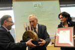 Tadeusz Mazowiecki odebrał w Opolu „Złoty Most Dialogu”