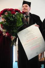 Daniel Olbrychski doktorem honoris causa Uniwersytetu Opolskiego