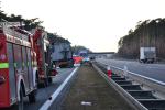 Samochód wjechał na autostradę pod prąd. Jedna osoba nie żyje.