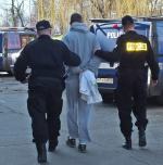 Ukradli wódkę ze sklepu, grozi im więzienie 