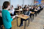 Gimnazjaliści rozpoczęli pisanie egzaminów. Na początek część humanistyczna.
