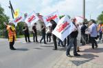Protestujący w sprawie rozbudowy Elektrowni Opole zablokowali drogę w Czarnowąsach