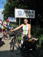 Opolanie jadą rowerem na wakacje