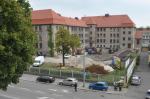 Ewakuacja szkoły w centrum Opola. Na podwórzu znaleziono niewybuchy.